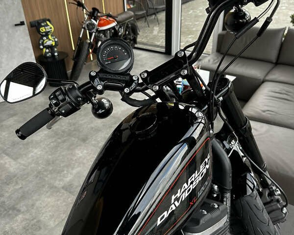 Черный Харлей-Дэвидсон XL 1200CX, объемом двигателя 1.2 л и пробегом 7 тыс. км за 10800 $, фото 14 на Automoto.ua