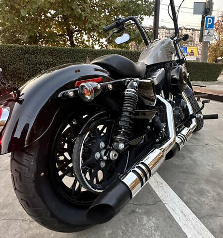 Чорний Харлей-Девідсон XL 1200X, об'ємом двигуна 1.2 л та пробігом 9 тис. км за 12000 $, фото 4 на Automoto.ua