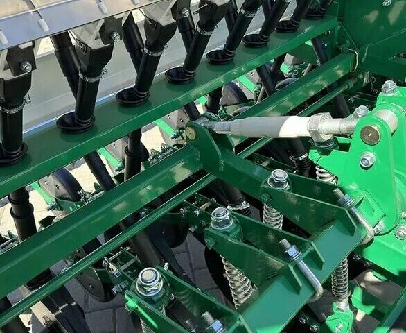 Харвест Другая, объемом двигателя 0 л и пробегом 0 тыс. км за 309206 $, фото 13 на Automoto.ua