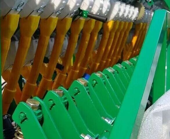 Зеленый Харвест Другая, объемом двигателя 0 л и пробегом 0 тыс. км за 944585 $, фото 5 на Automoto.ua