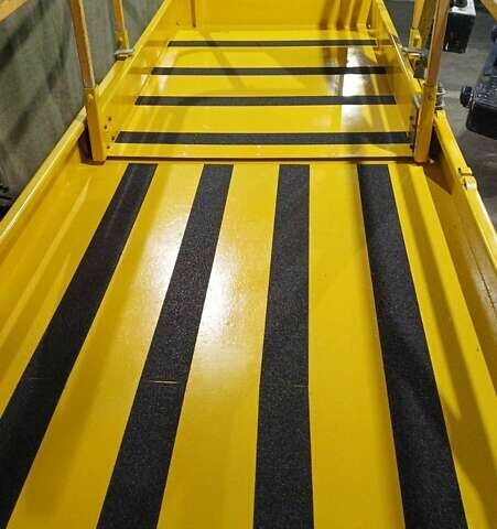 Хаулот Compact 12 2008 в Полтаве на Automoto.ua Хаулот Compact 12, объемом двигателя 0 л и пробегом 1 тыс. км за 12000 $, фото 4 на Automoto.ua