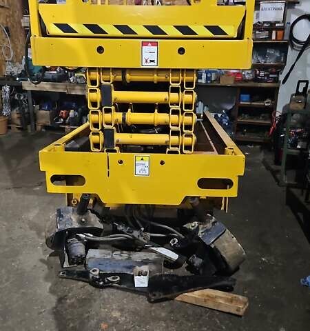 Хаулот Compact 12 2008 в Полтаве на Automoto.ua Хаулот Compact 12, объемом двигателя 0 л и пробегом 1 тыс. км за 12000 $, фото 5 на Automoto.ua