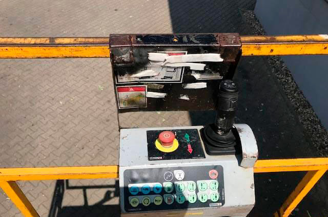 Хаулот Другая, объемом двигателя 0 л и пробегом 0 тыс. км за 16827 $, фото 1 на Automoto.ua