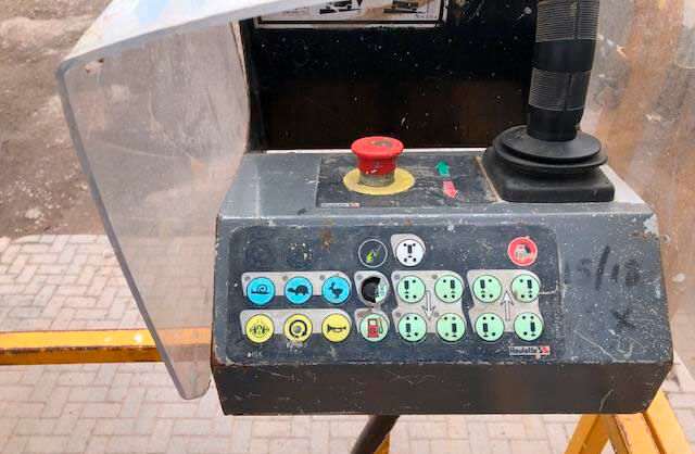 Хаулот Другая, объемом двигателя 0 л и пробегом 0 тыс. км за 16713 $, фото 9 на Automoto.ua