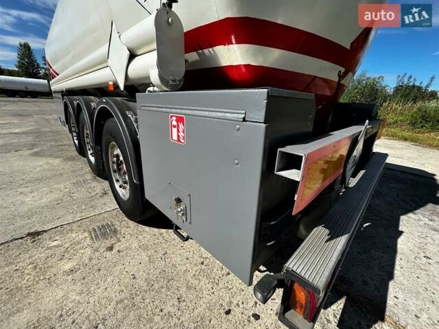 Белый Хендрикс Гоч, объемом двигателя 0 л и пробегом 1 тыс. км за 21839 $, фото 26 на Automoto.ua