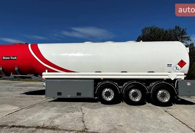 Білий Хендрикс Гоч, об'ємом двигуна 0 л та пробігом 1 тис. км за 21262 $, фото 7 на Automoto.ua