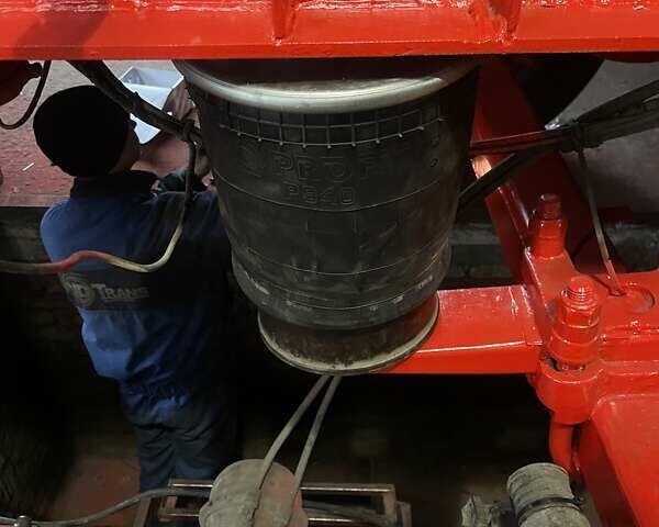 Червоний Хендрикс Гоч, об'ємом двигуна 0 л та пробігом 100 тис. км за 15800 $, фото 9 на Automoto.ua