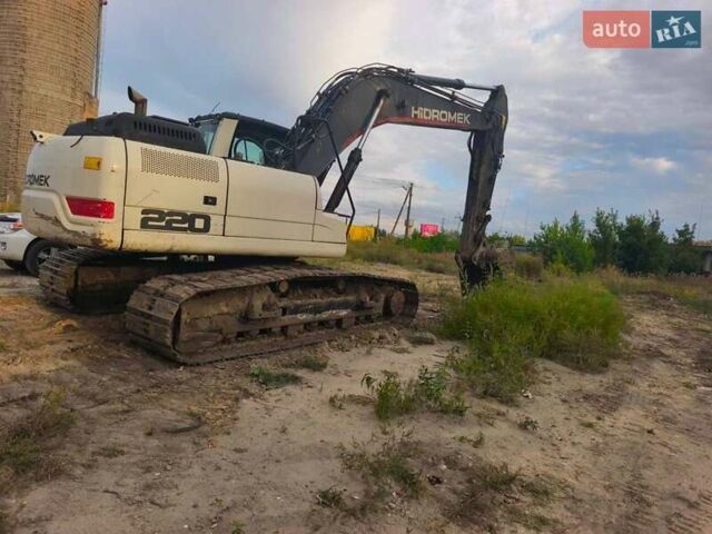 Гидромек 220 LC LR, объемом двигателя 0 л и пробегом 0 тыс. км за 80000 $, фото 1 на Automoto.ua