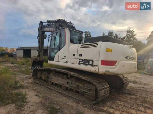 Гидромек 220 LC LR, объемом двигателя 0 л и пробегом 0 тыс. км за 80000 $, фото 2 на Automoto.ua
