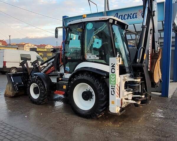 Белый Гидромек ХМК 102Б, объемом двигателя 4.4 л и пробегом 0 тыс. км за 95624 $, фото 4 на Automoto.ua