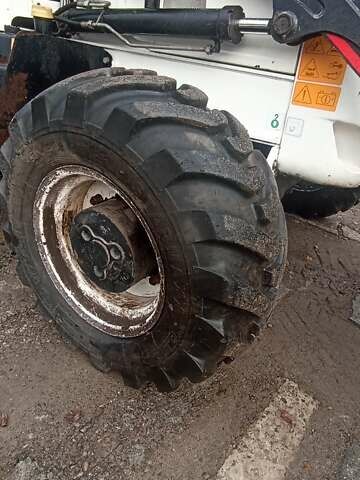 Белый Гидромек HMK 102B Alpha, объемом двигателя 4.4 л и пробегом 650 тыс. км за 71861 $, фото 9 на Automoto.ua