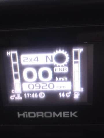 Белый Гидромек HMK 102B Alpha, объемом двигателя 4.4 л и пробегом 650 тыс. км за 71861 $, фото 3 на Automoto.ua