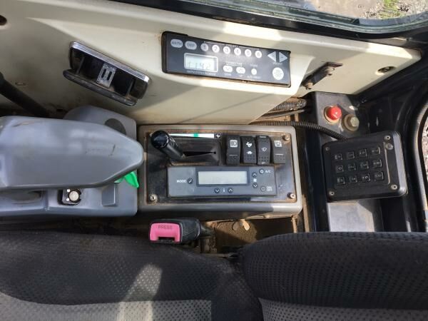 Хітачі Інша, об'ємом двигуна 0 л та пробігом 0 тис. км за 27320 $, фото 5 на Automoto.ua