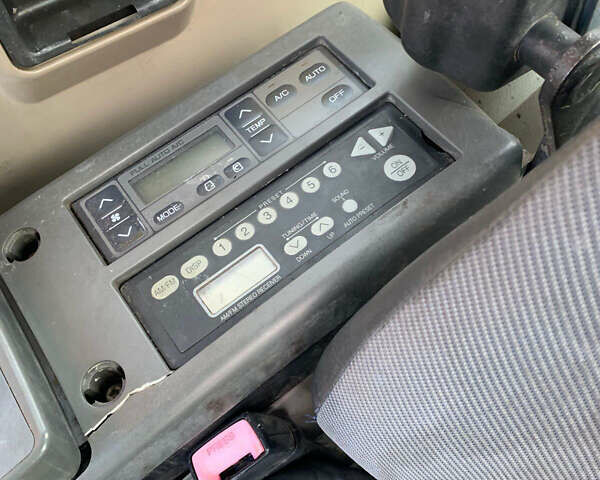 Хитачи ZX 200LC-3, объемом двигателя 0 л и пробегом 0 тыс. км за 45000 $, фото 3 на Automoto.ua