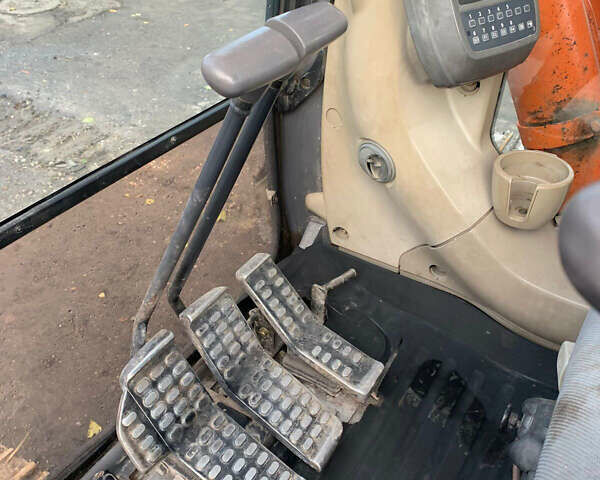 Хитачи ZX 200LC-3, объемом двигателя 0 л и пробегом 0 тыс. км за 45000 $, фото 5 на Automoto.ua
