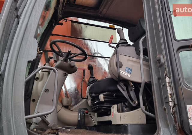 Хитачи ZX 210LC-5B, объемом двигателя 0 л и пробегом 9 тыс. км за 60773 $, фото 1 на Automoto.ua