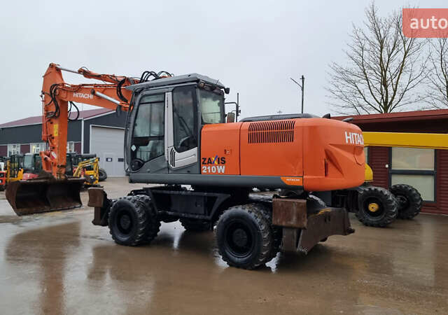 Хитачи ZX 210LC-5B, объемом двигателя 0 л и пробегом 9 тыс. км за 60773 $, фото 7 на Automoto.ua