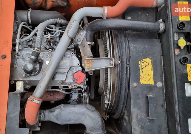 Хитачи ZX 210LC-5B, объемом двигателя 0 л и пробегом 9 тыс. км за 60773 $, фото 12 на Automoto.ua