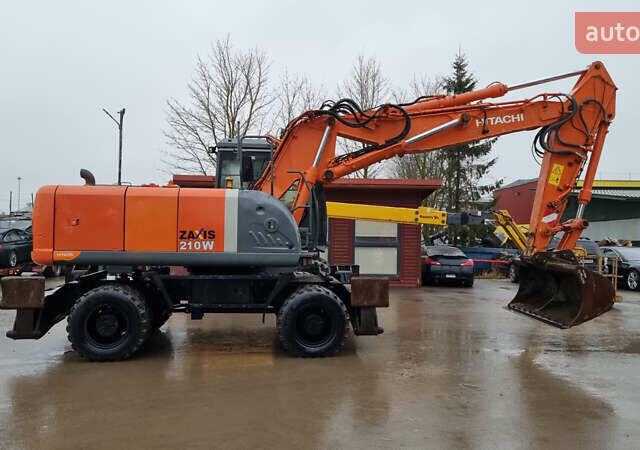 Хитачи ZX 210LC-5B, объемом двигателя 0 л и пробегом 9 тыс. км за 60773 $, фото 5 на Automoto.ua