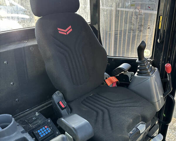 Хитачи ZX 33U-3 CLR, объемом двигателя 0 л и пробегом 700 тыс. км за 48800 $, фото 4 на Automoto.ua