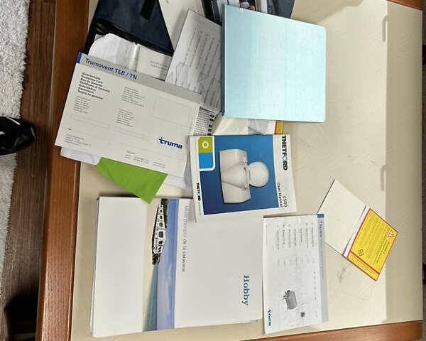 Хобби 460 2011 в Овруче на Automoto.ua Белый Хобби 460, объемом двигателя 0 л и пробегом 0 тыс. км за 15900 $, фото 30 на Automoto.ua