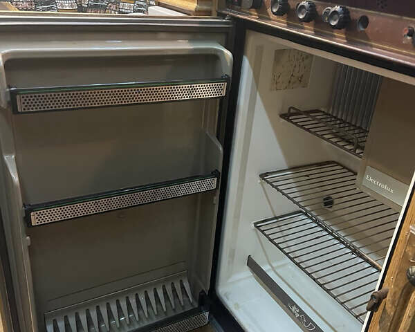 Белый Хобби 480, объемом двигателя 0 л и пробегом 100 тыс. км за 7500 $, фото 29 на Automoto.ua