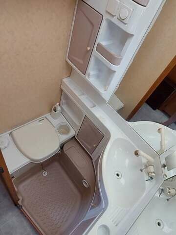 Білий Хоббі Екселлент, об'ємом двигуна 0 л та пробігом 2 тис. км за 9799 $, фото 22 на Automoto.ua