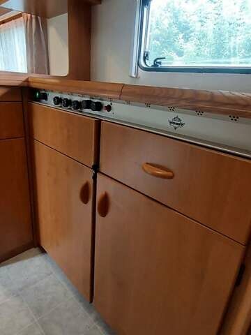 Білий Хоббі Екселлент, об'ємом двигуна 0 л та пробігом 2 тис. км за 9799 $, фото 25 на Automoto.ua