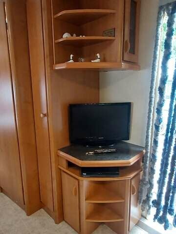 Білий Хоббі Екселлент, об'ємом двигуна 0 л та пробігом 2 тис. км за 9799 $, фото 27 на Automoto.ua