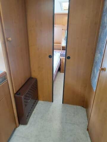 Білий Хоббі Екселлент, об'ємом двигуна 0 л та пробігом 2 тис. км за 9799 $, фото 13 на Automoto.ua