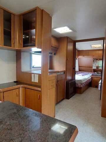 Білий Хоббі Екселлент, об'ємом двигуна 0 л та пробігом 2 тис. км за 9799 $, фото 40 на Automoto.ua