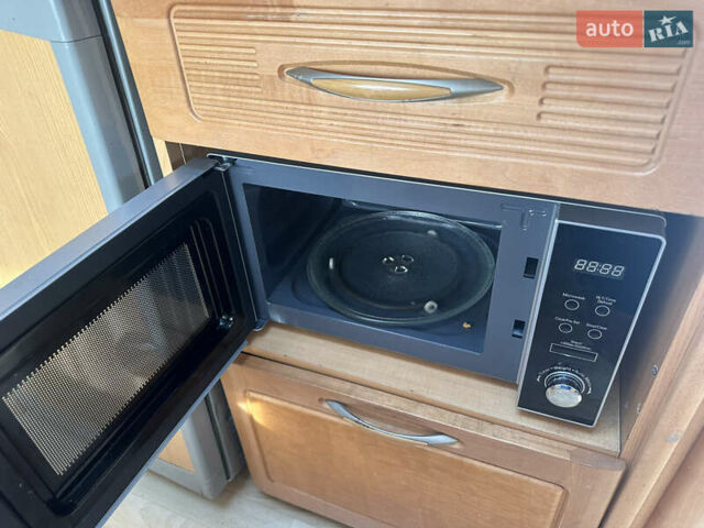 Білий Хоббі Екслюзив, об'ємом двигуна 0 л та пробігом 5 тис. км за 10800 $, фото 14 на Automoto.ua