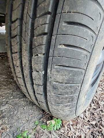 Хоббі Престиж 1996 у Житомирі на Automoto.ua Хоббі Престиж, об'ємом двигуна 0 л та пробігом 3 тис. км за 7999 $, фото 32 на Automoto.ua