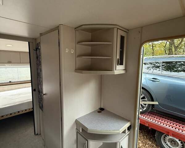 Хобби Elegance 1997 в Черновцах на Automoto.ua Белый Хобби Elegance, объемом двигателя 0 л и пробегом 6 тыс. км за 3400 $, фото 5 на Automoto.ua