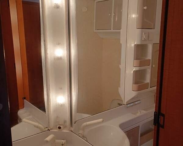 Серый Хобби LMC, объемом двигателя 0 л и пробегом 1 тыс. км за 7200 $, фото 10 на Automoto.ua