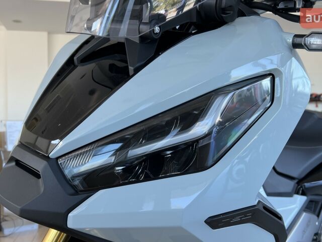 купити нове авто Хонда ADV 2023 року від офіційного дилера Миколай Хонда фото