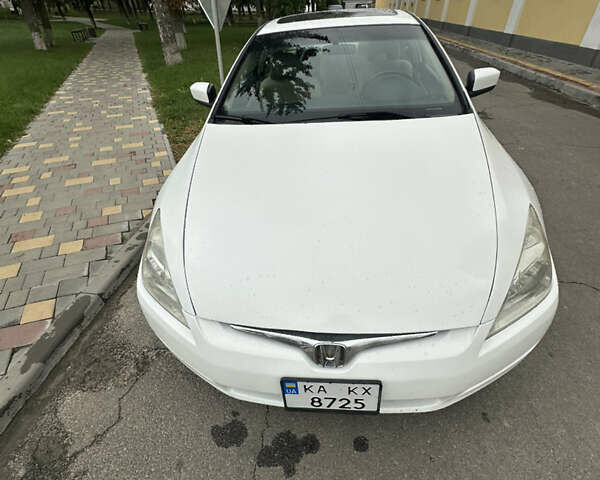 Белый Хонда Аккорд, объемом двигателя 2.4 л и пробегом 200 тыс. км за 6000 $, фото 13 на Automoto.ua