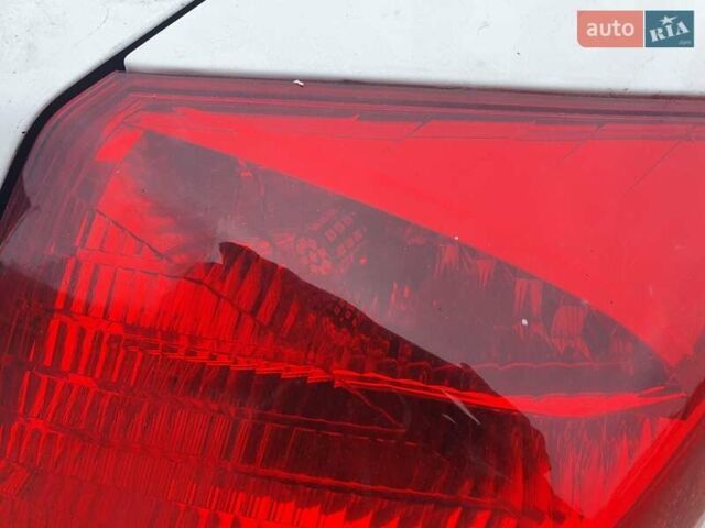 Белый Хонда Аккорд, объемом двигателя 2.35 л и пробегом 180 тыс. км за 5999 $, фото 19 на Automoto.ua