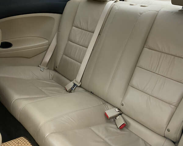 Белый Хонда Аккорд, объемом двигателя 2.4 л и пробегом 171 тыс. км за 9900 $, фото 11 на Automoto.ua