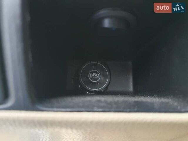 Белый Хонда Аккорд, объемом двигателя 2.35 л и пробегом 180 тыс. км за 5999 $, фото 15 на Automoto.ua