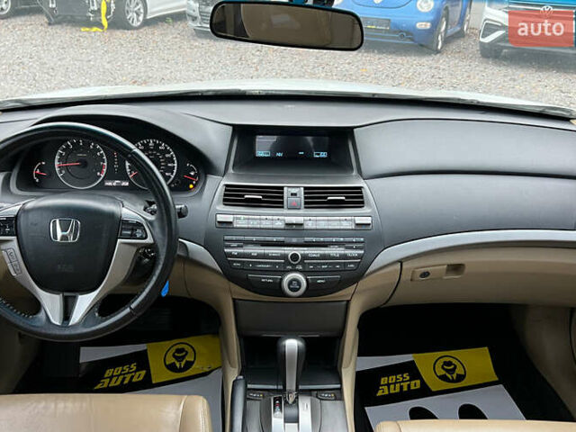 Білий Хонда Аккорд, об'ємом двигуна 2.35 л та пробігом 228 тис. км за 9700 $, фото 7 на Automoto.ua