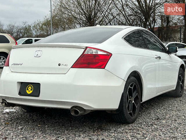 Білий Хонда Аккорд, об'ємом двигуна 2.35 л та пробігом 228 тис. км за 9700 $, фото 5 на Automoto.ua