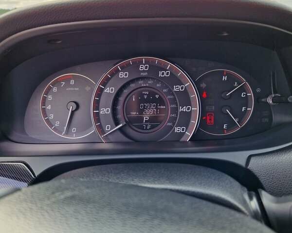 Белый Хонда Аккорд, объемом двигателя 2.36 л и пробегом 127 тыс. км за 10500 $, фото 17 на Automoto.ua