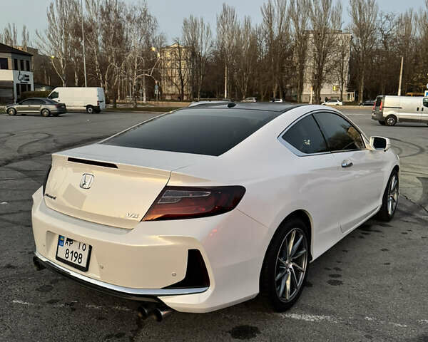 Білий Хонда Аккорд, об'ємом двигуна 3.5 л та пробігом 166 тис. км за 16800 $, фото 5 на Automoto.ua