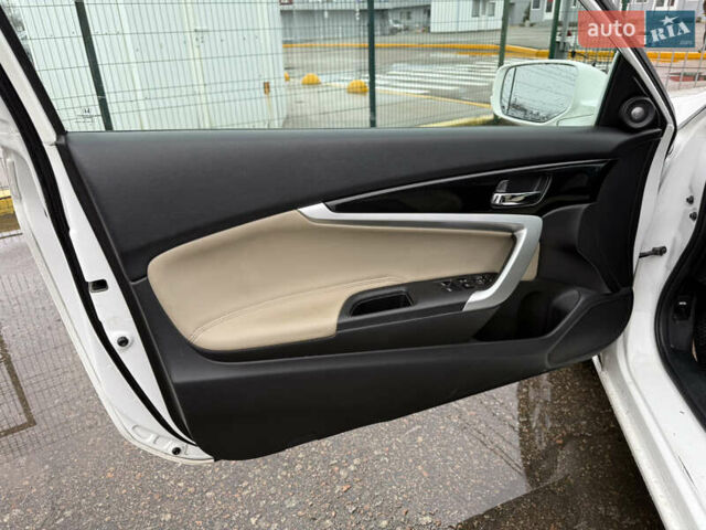 Білий Хонда Аккорд, об'ємом двигуна 2.36 л та пробігом 223 тис. км за 10790 $, фото 12 на Automoto.ua