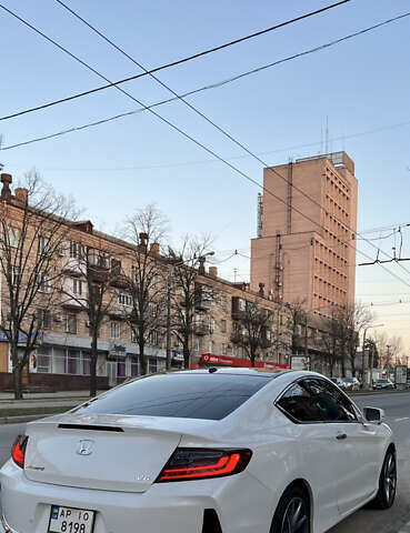 Білий Хонда Аккорд, об'ємом двигуна 3.5 л та пробігом 166 тис. км за 16800 $, фото 17 на Automoto.ua