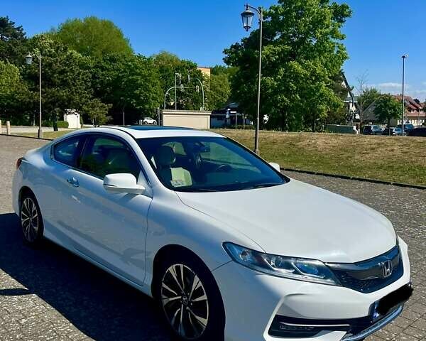 Белый Хонда Аккорд, объемом двигателя 1.9 л и пробегом 105 тыс. км за 14500 $, фото 2 на Automoto.ua