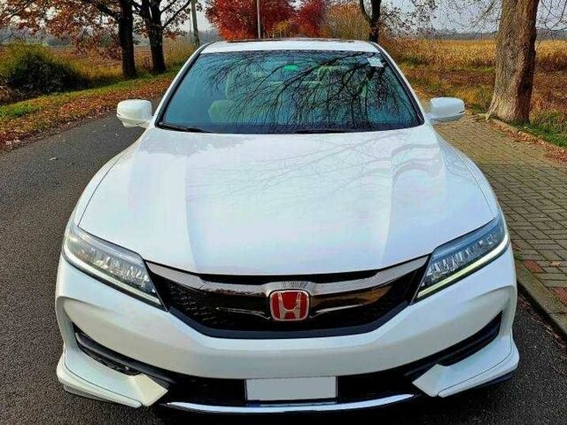 Білий Хонда Аккорд, об'ємом двигуна 3.5 л та пробігом 120 тис. км за 10900 $, фото 12 на Automoto.ua