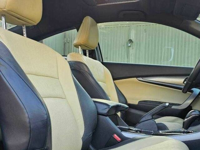 Білий Хонда Аккорд, об'ємом двигуна 3.5 л та пробігом 120 тис. км за 10900 $, фото 9 на Automoto.ua