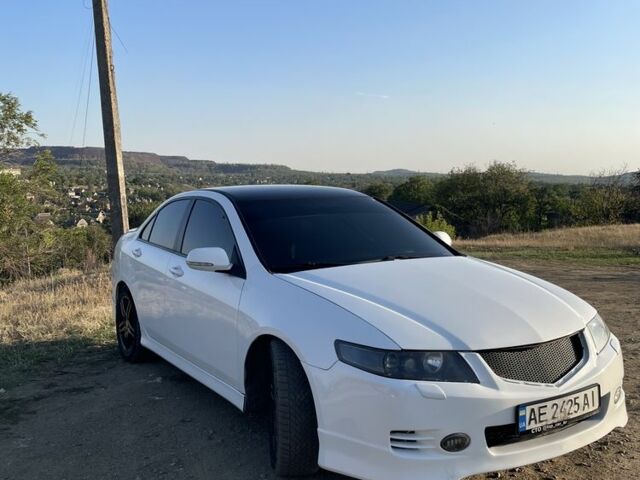 Белый Хонда Аккорд, объемом двигателя 2 л и пробегом 360 тыс. км за 5999 $, фото 2 на Automoto.ua